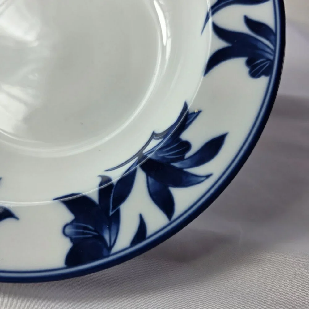 ONE Pier 1 Ming Rim Soup Bowl White with Blue Leaves and Flowers